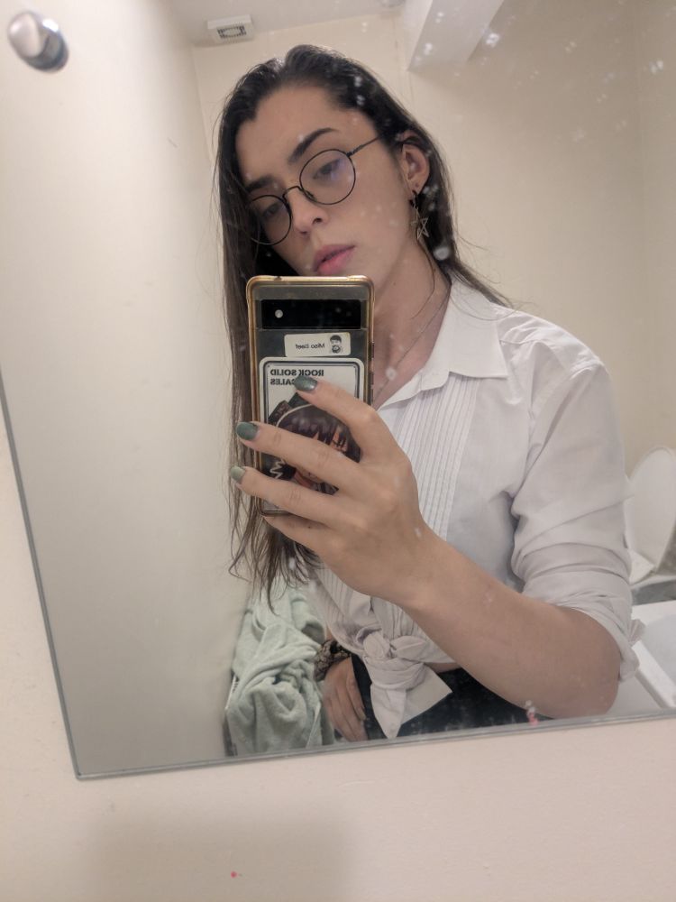 Dirty mirror selfie