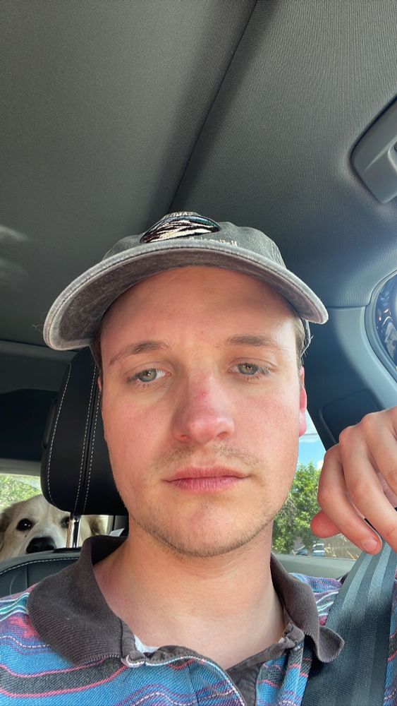 The Cañon City Dairy Queen drive thru line