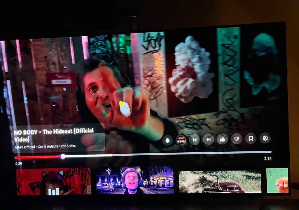 Youtube Video Premiere kurz nach Mitternacht