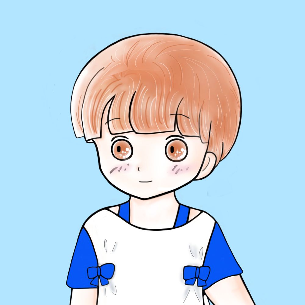 茶の瞳と髪
青いTシャツ白い服
