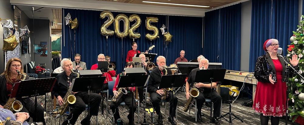 Second Wind Jazz Band performing