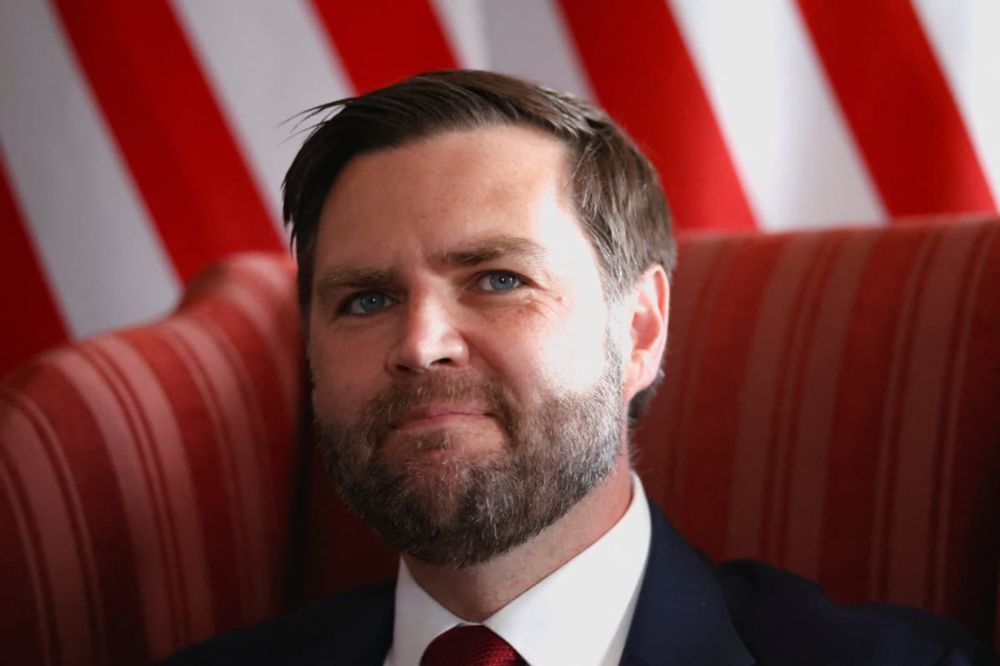The US Vice President’s huge entourage reportedly occupied all the bays reserved for people with mobility issues when he visited Daylesford Organic, near Chipping Norton