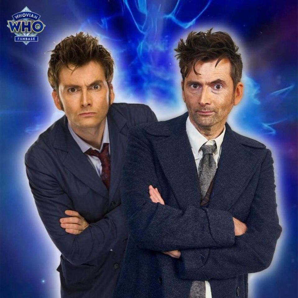 two david tennants with their arms crossed and with inquisitive faces, one as the 10th doctor and one as the 14th