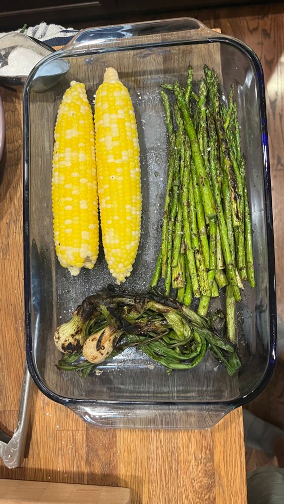 Corn, asparagus, and spring onions freshly off the grill