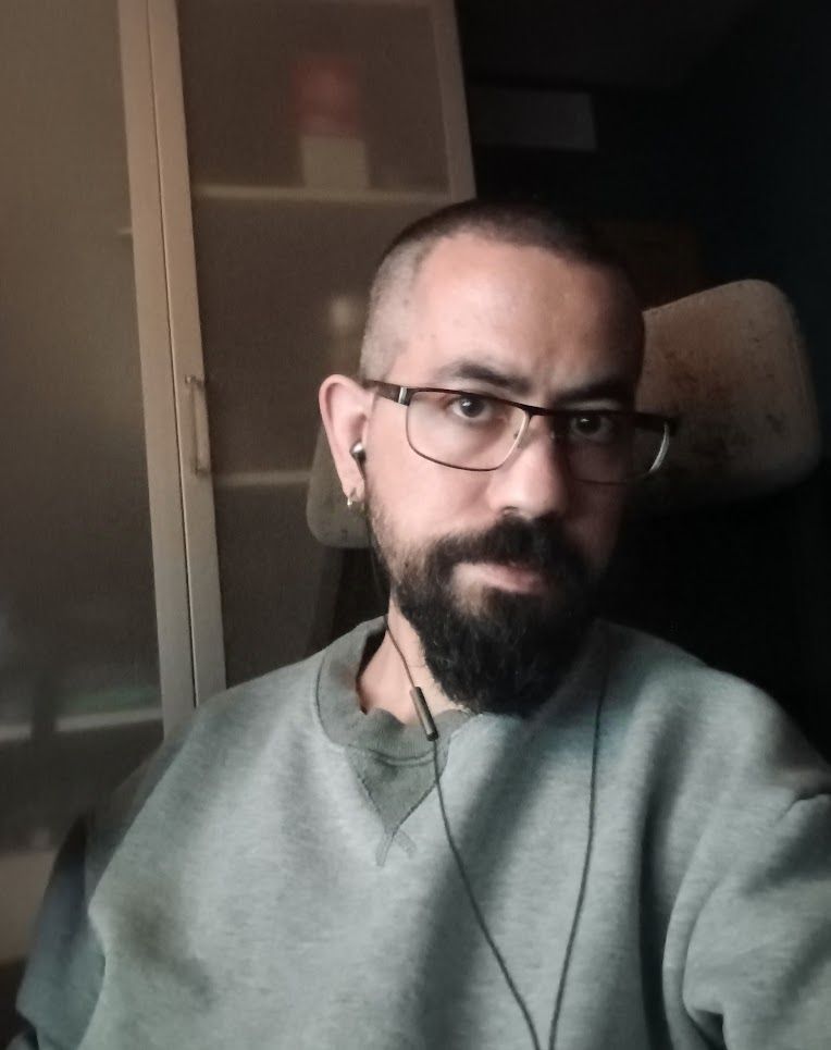 HeadCloud showing his haircut and trimmed beard