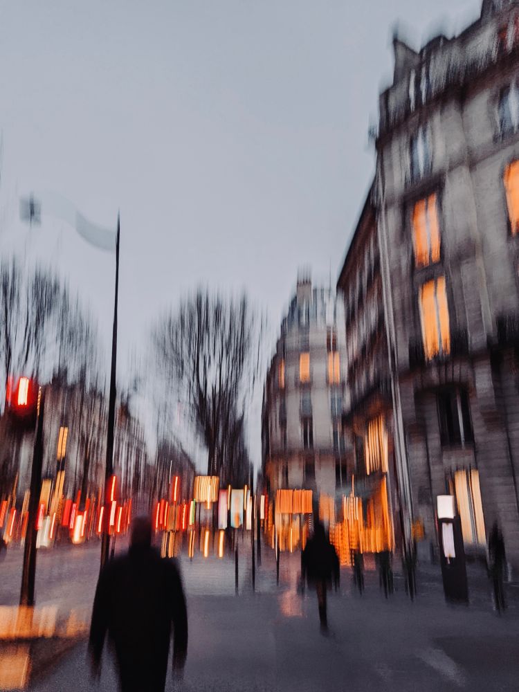 Blurry image of Paris