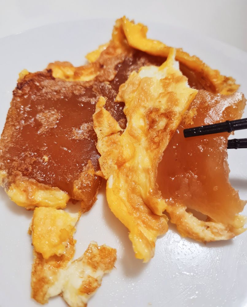 Nin gou / Nian gao with egg