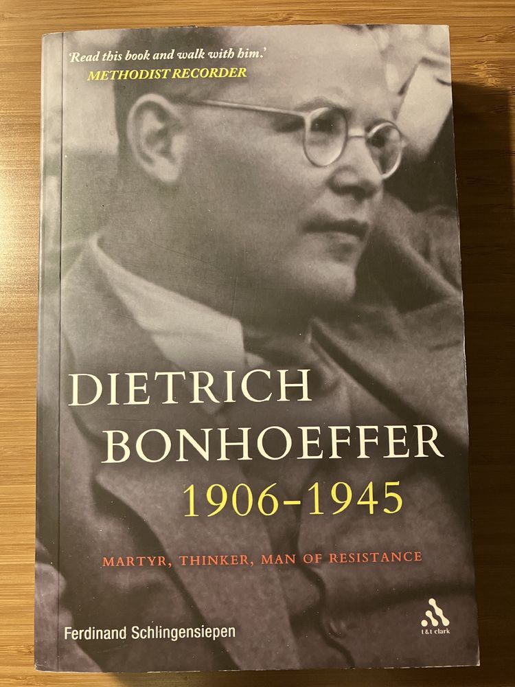 Ferdinand Schlingendiepen’s book, Dietrich Bonhoeffer: Martyr, Thinker, Man of Resistance