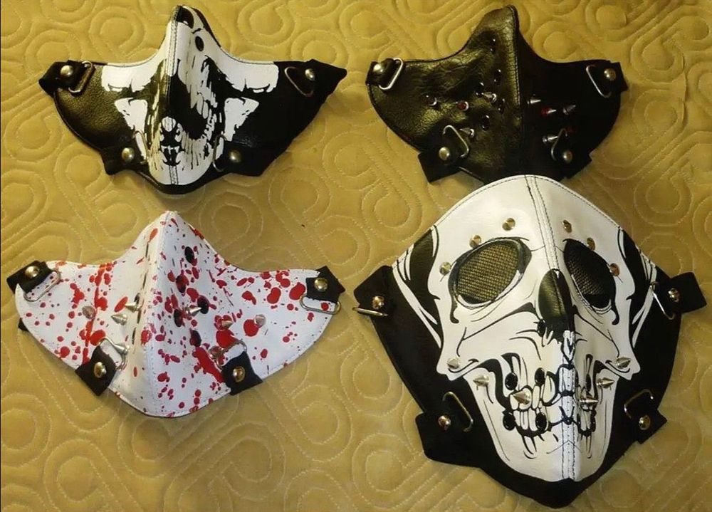 My #fetish #mask collection, thanks to #deadly_couture. 

#alternative #bdsm #kink #leather #skull #style