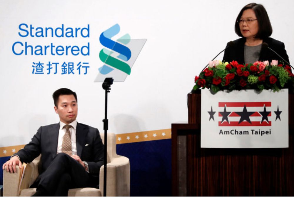 Alex Wong an der Seite von Taiwans Präsidentin Tsai Ing-wen, 2018