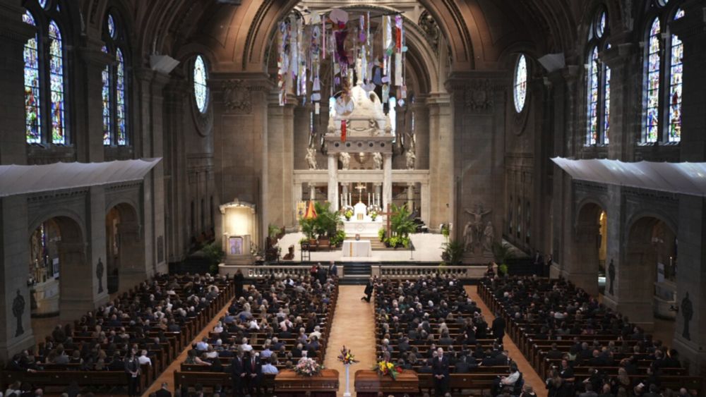 Biden, Harris and Walz attend funeral for former Minnesota House Speaker Melissa Hortman