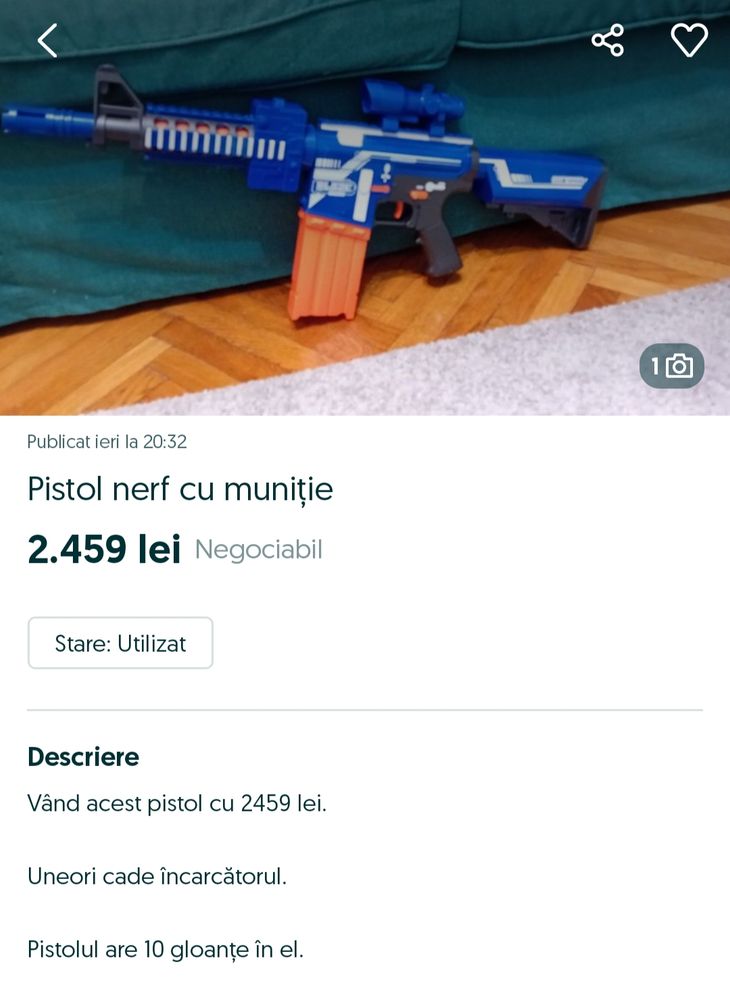 a chinese rip off M4 made to fire nerf 

Translation of Description :

"Selling this gun for 566$.

Sometimes the magazine falls.

Gun comes with 10 darts in."
