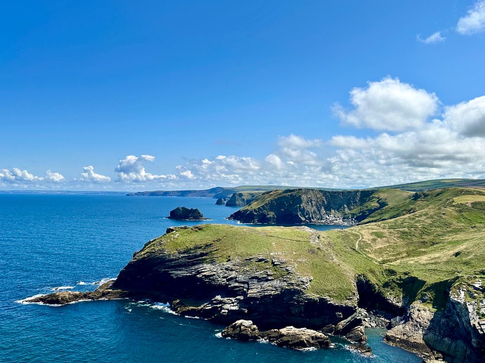 Proper Cornish coastal view with cliffs and ocean