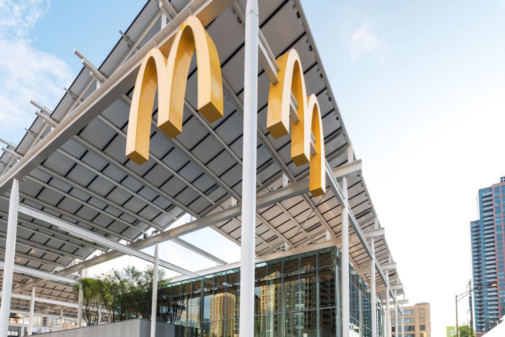 McDonald's Chicago Flagship by Ross Barney Architects