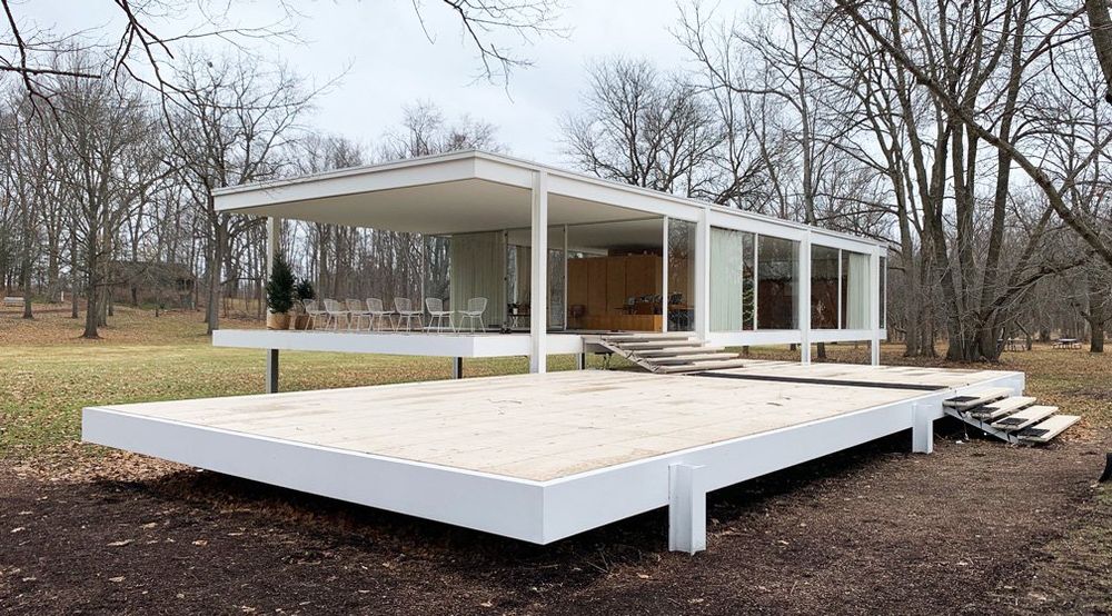 The Farnsworth House by Ludwig Mies van der Rohe