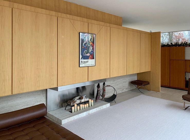 The Farnsworth House by Ludwig Mies van der Rohe