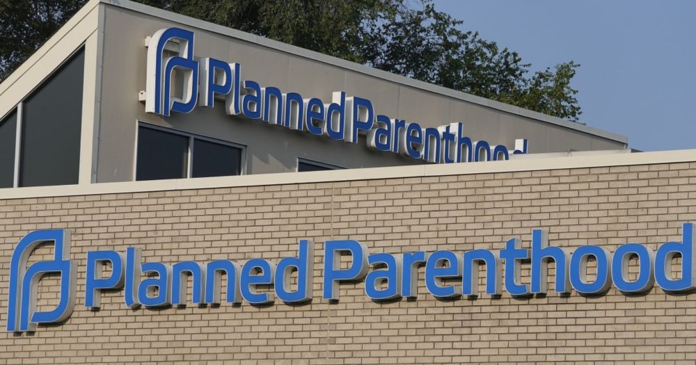 Vance says a future Trump administration would defund Planned Parenthood