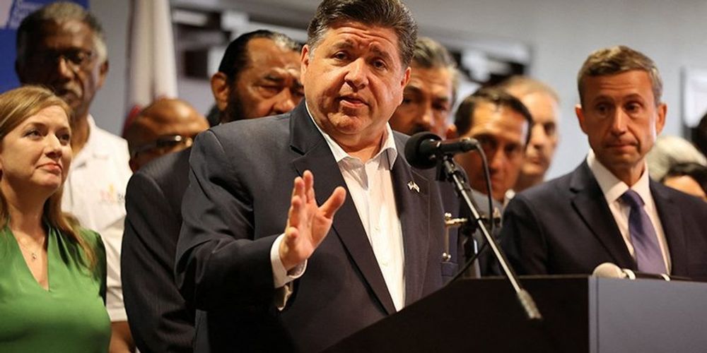 Texas Democrats stashed in Illinois received a bomb threat, and the governor there is dispatching police for protection. On Wednesday morning, Gov. J.B. Pritzker (D) announced on X that he was aware of the threats made against the Texas officials and intends to hold those responsible "accountable.""...