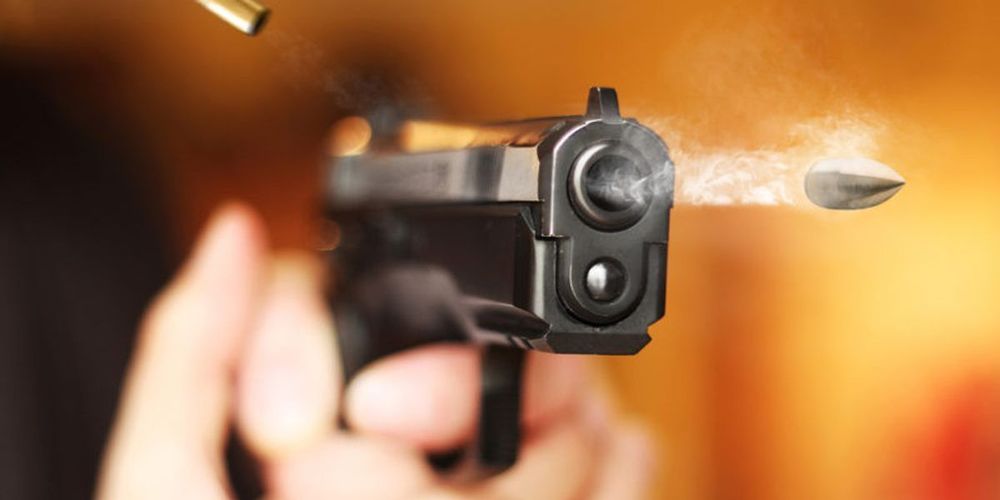 The Wall Street Journal reported on Saturday that the Trump administration had switched its position on National Guard soldiers carrying guns as they take control of Washington, DC, prompting analysts to panic.According to the conservative news outlet's reporting, "The shift comes after defense offi...