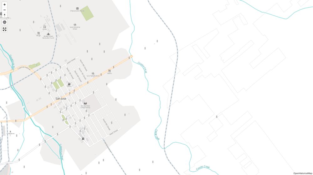 In 1960, there were only a handful of traffic lights downtown. The city limits were starting to expand to the east. A railway line still ran north and south along the east side.