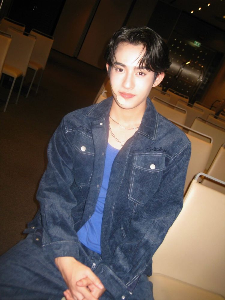 Nosso líder das units e muito lindo...