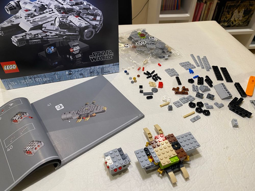 Lego Millenium Falcon