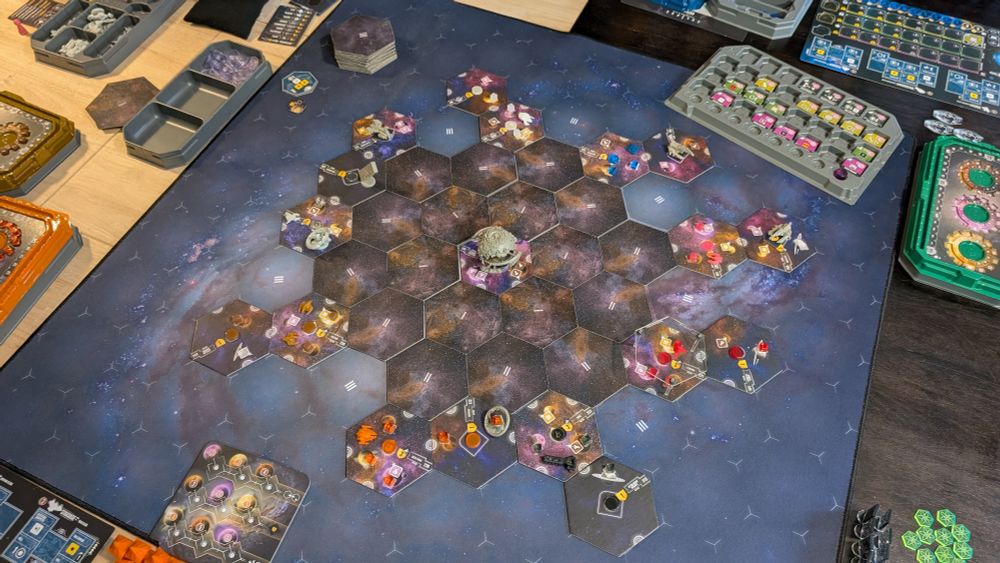 Board state at the start of an eight player game of Eclipse.