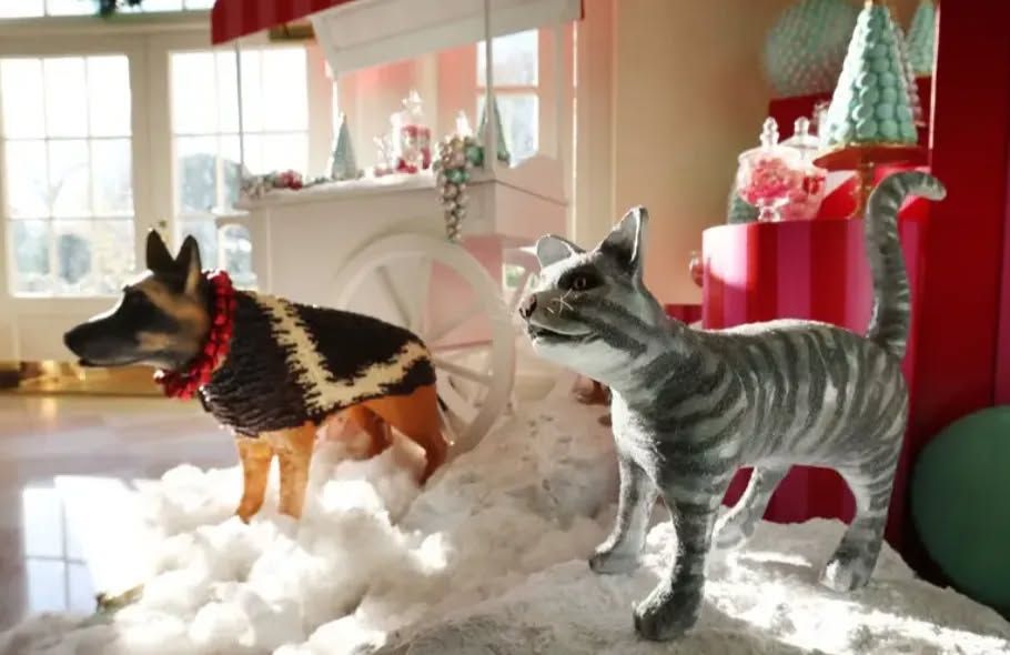 Photo by Alfredo Montanez🇺🇸💛🏳️‍🌈🇺🇦 on November 25, 2025. May be an image of wolf, toy, tinsel and text.