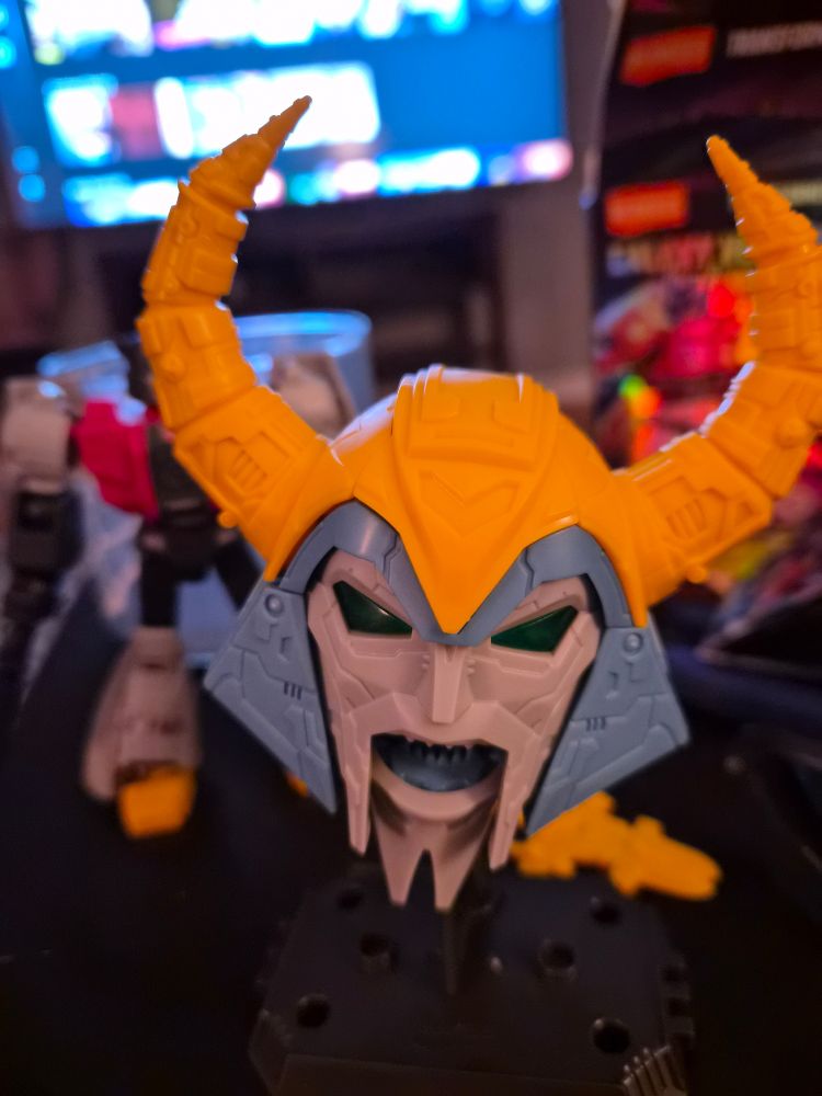 Blokees Unicron head