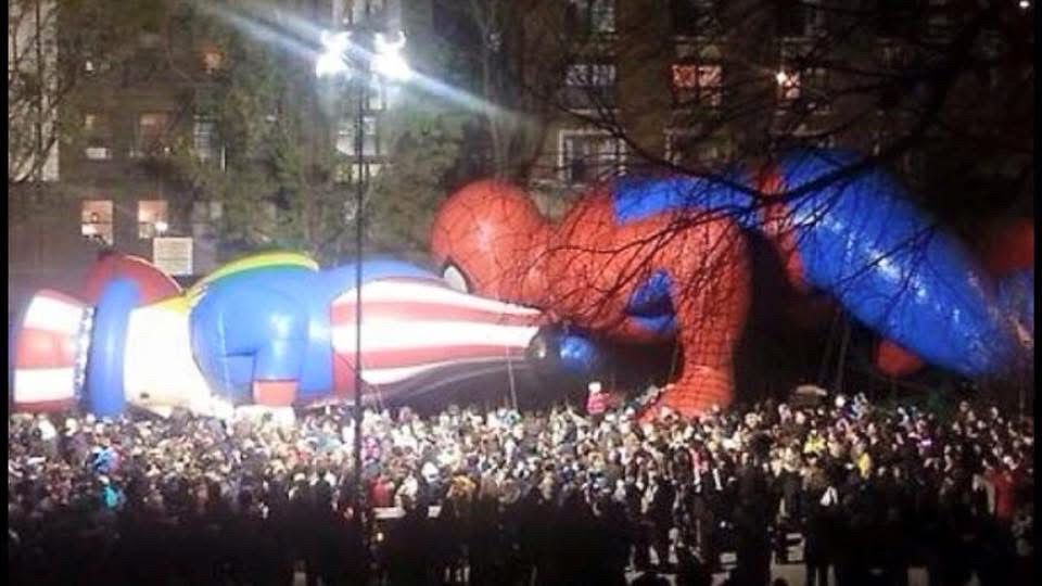 A Spider-Man balloon eating Uncle Sam balloons bootyhole. They’re parade floats 