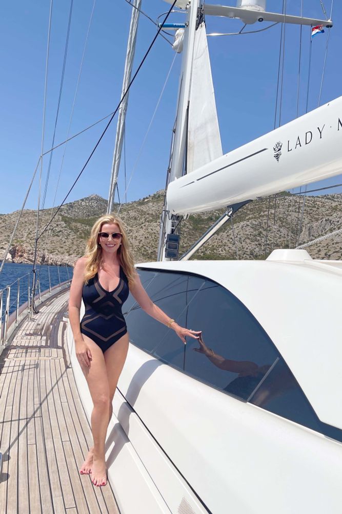 Small Boat Wanker!