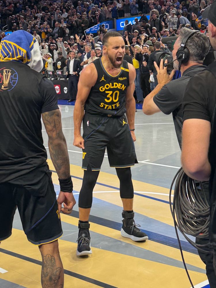 Steph Curry “Ahhhhhhhhhh!”