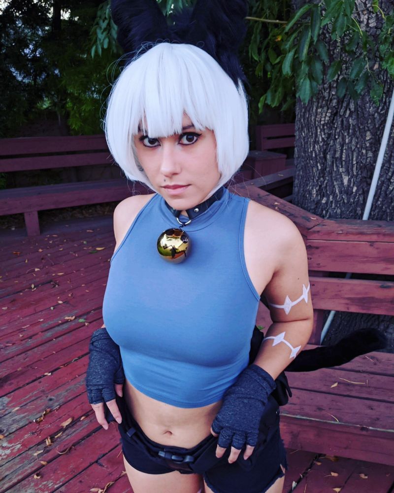 JuJu cosplaying as Ms.Fortune from the videogame Skullgirls