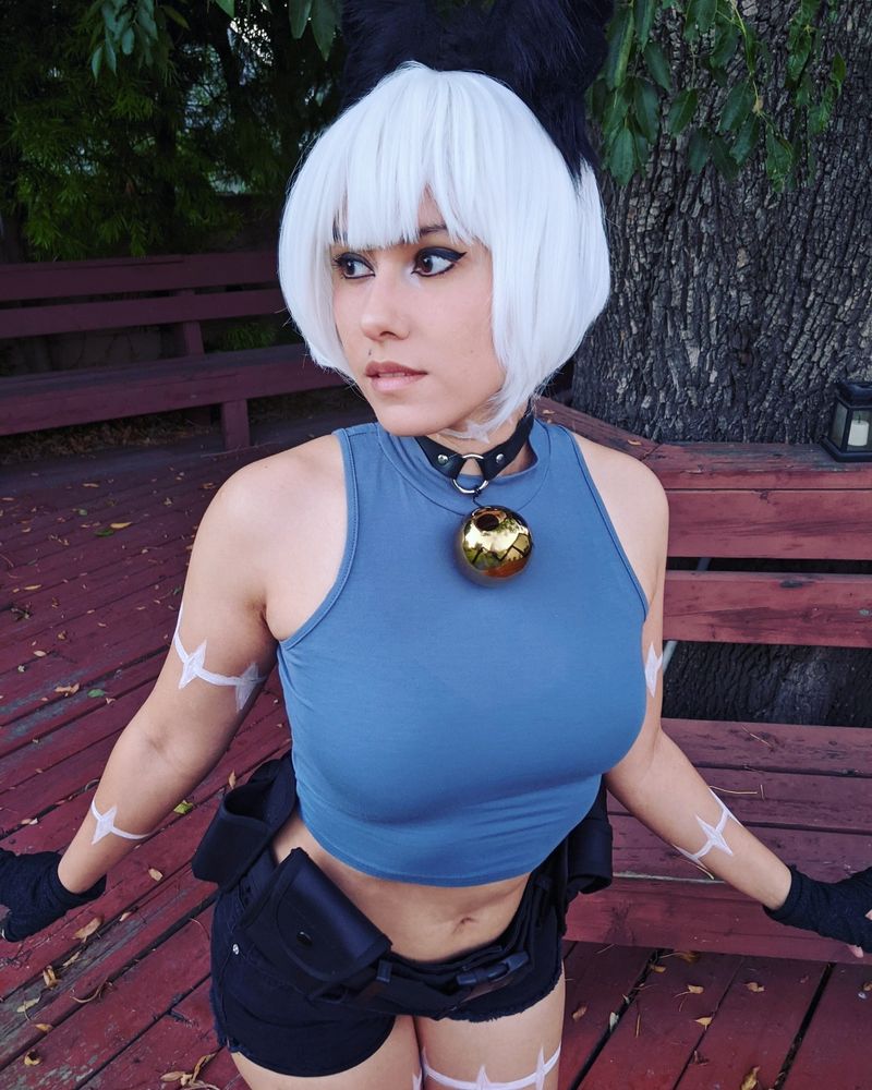 JuJu cosplaying as Ms.Fortune from the videogame Skullgirls