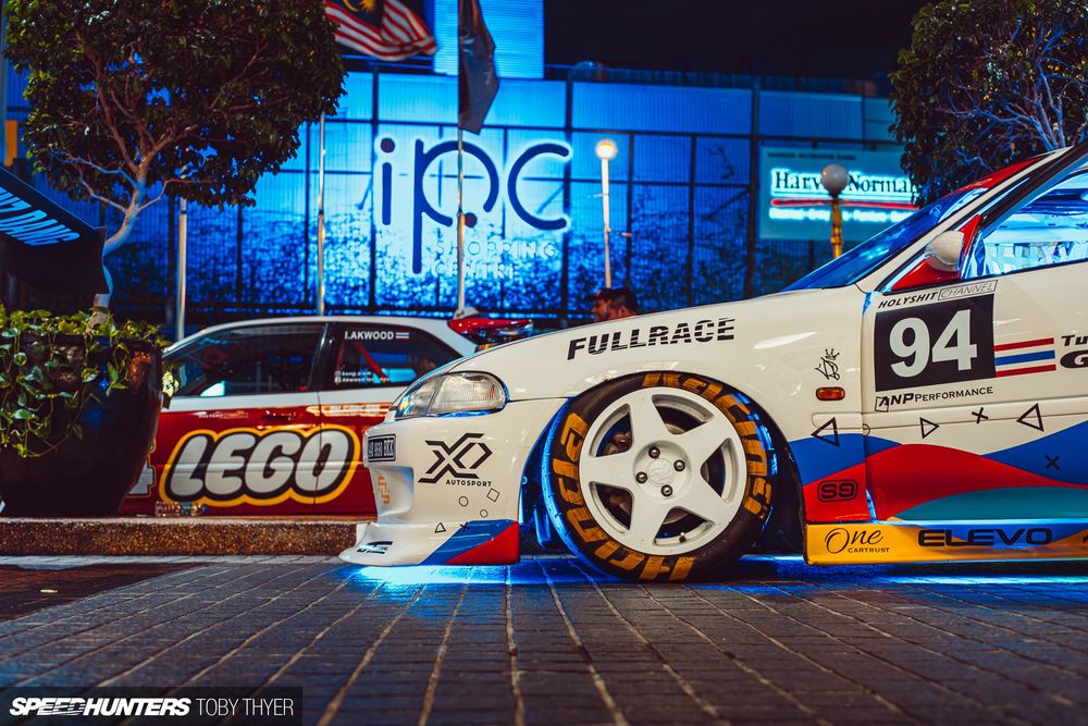 Modified Honda Civic’s