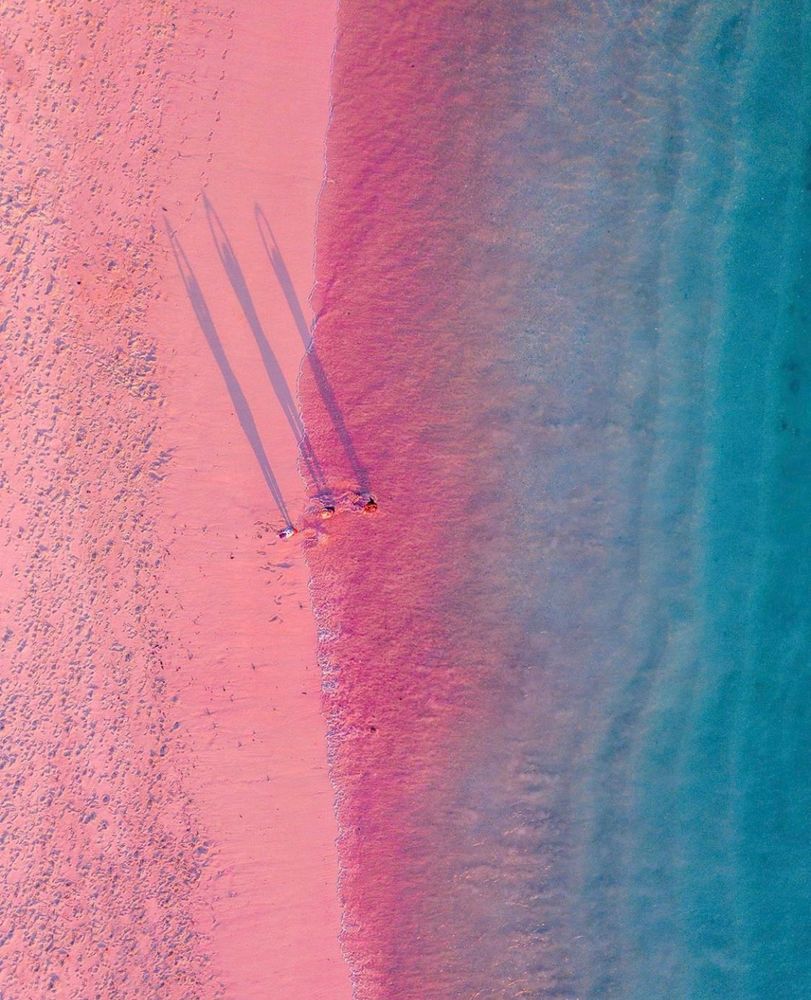 Pink Beach, Komobo Island, Indonesia 🇮🇩