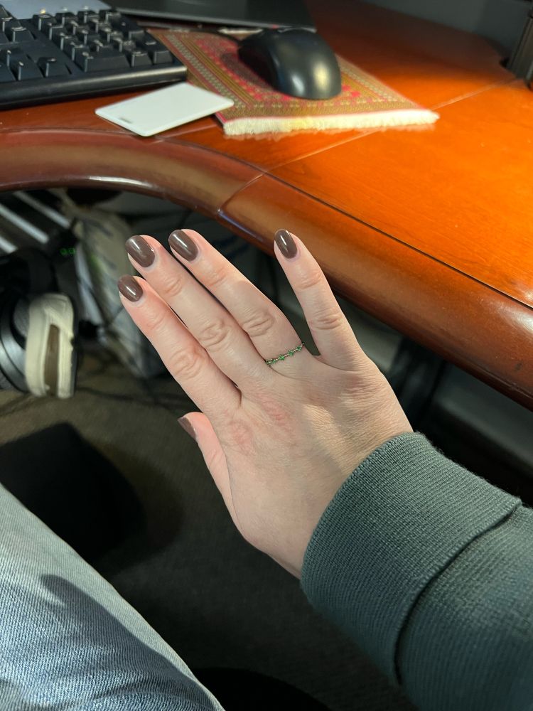 “Mocha Mousse” coloured nails 