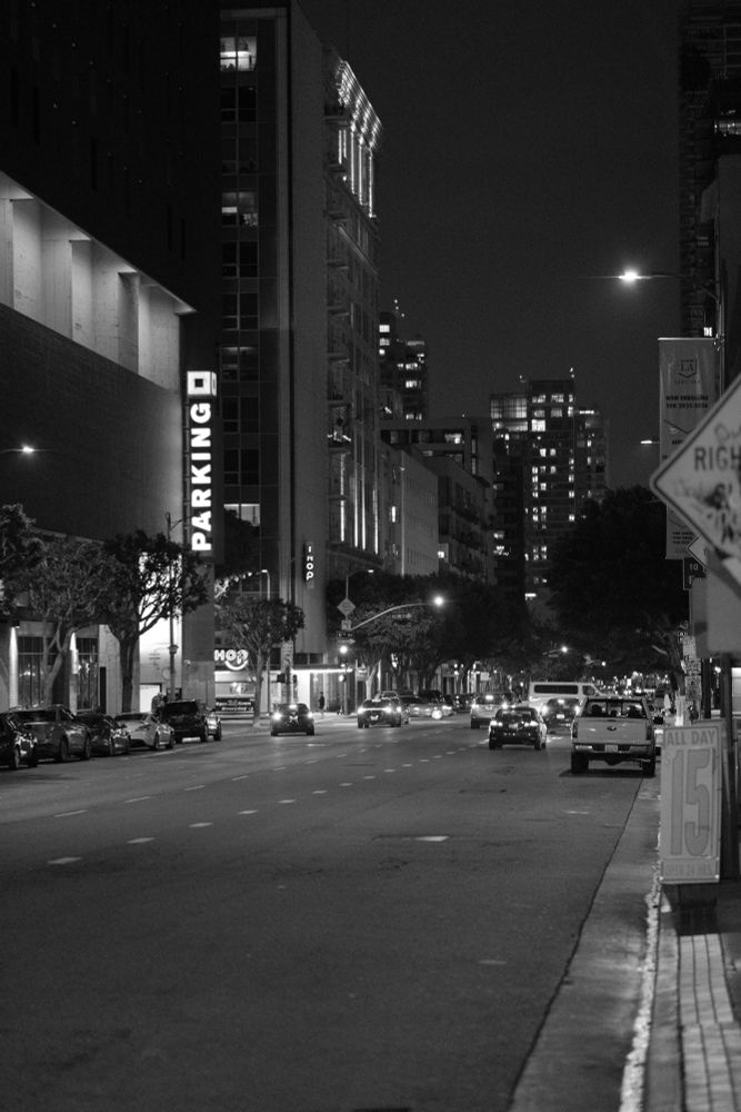 B&W Picture of DTLA during Nighttime

Equipment Used:
Fujifilm X-T5 w. XF56mm f1.2