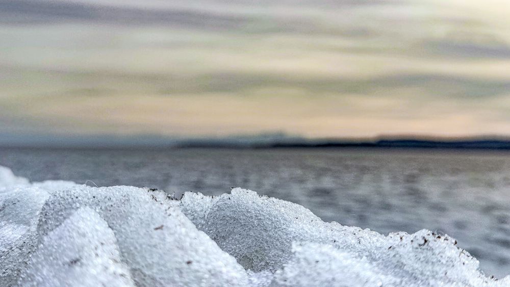 Schneereste am Bodensee