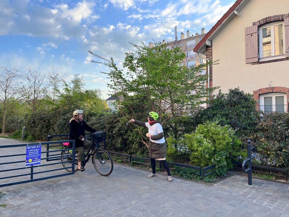 Relais multisports à Bois-Colombes : nos bénévoles courraient après les cyclistes pour leur donner toutes les informations nécessaires !