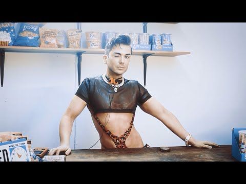 PrettiBoiRoq ft. Tokeyo - Who Wants Smoke (Official Music Video)