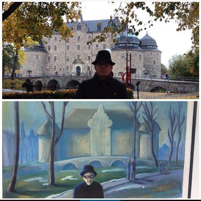 Fotografi av mig med rock och hatt stående framför Örebro slott, samt en tavla föreställande en gubbe i samma utstyrsel på samma plats