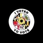 An I voted sticker with motifs of Maryland like the sunflower, crab and flag. una pegatina de "voté" 