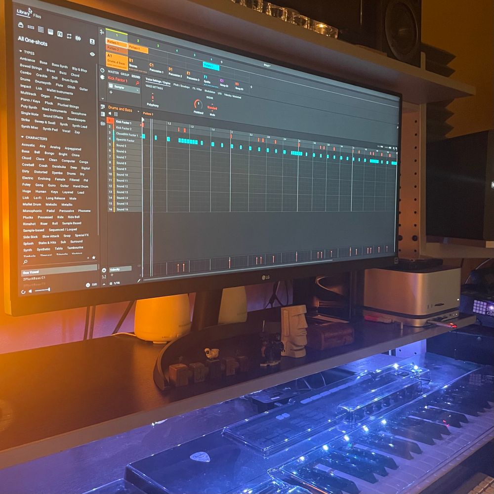 Computer workstation 