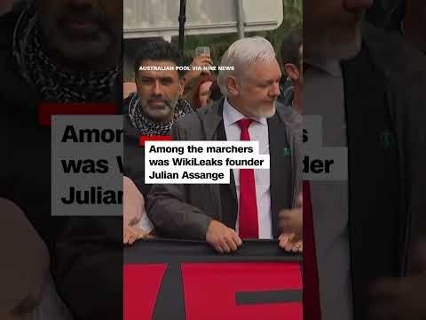 YouTube video by CNN