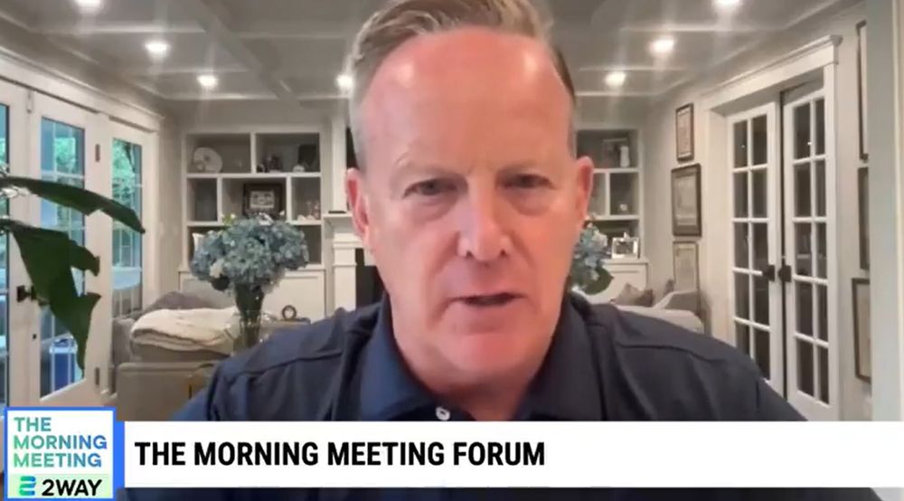Former White House press secretary Sean Spicer warned that the MAGA movement is out for blood on Friday's edition of his 2WAY show.


The post Sean Spicer Warns Trump That MAGA Wants ‘Blood’ After ‘Treasonous Conspiracy’ Allegation: ‘You Think Epstein Was Bad?’ first appeared on Mediaite.