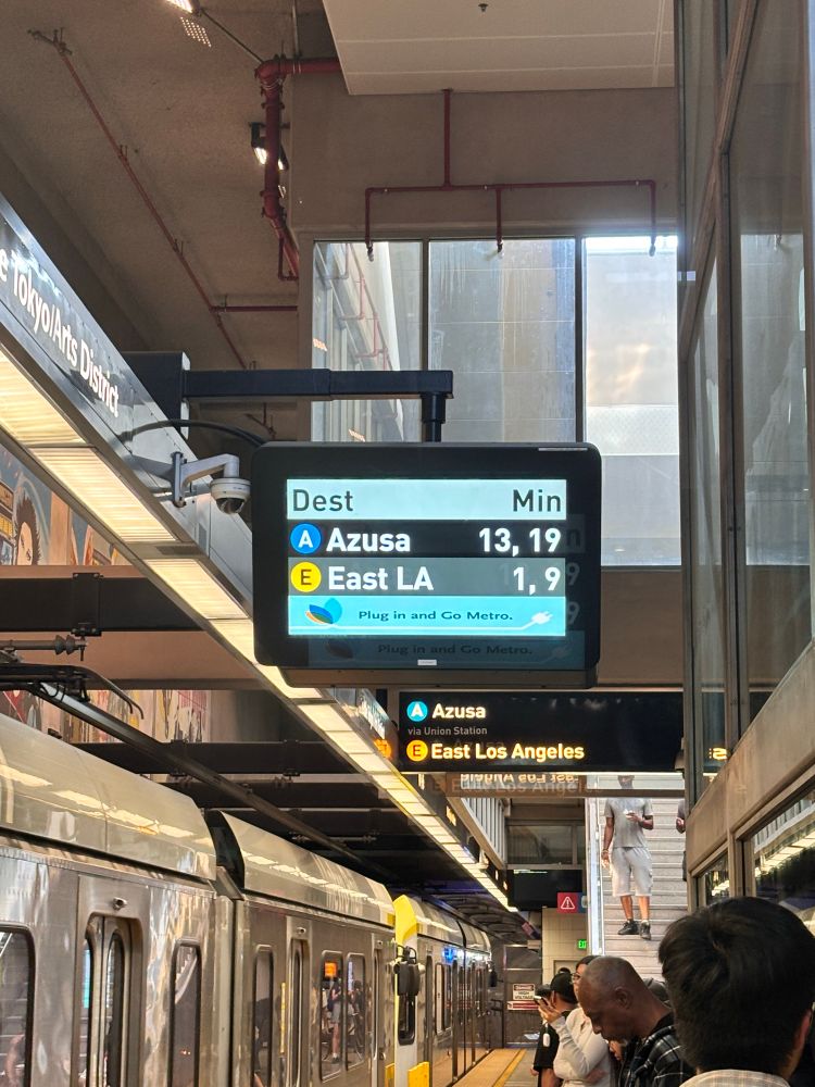 Picture of a display board for metro A line trains to Azusa with 13 and 19 minute headways. During rush hour 