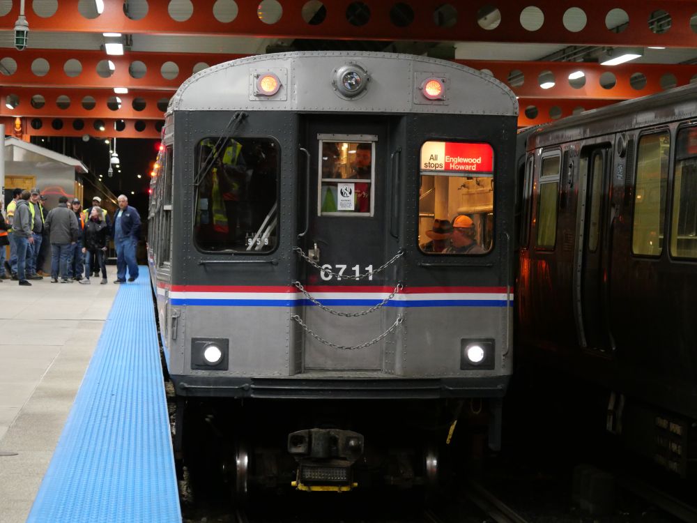 CTA 6000 series at Midway station 