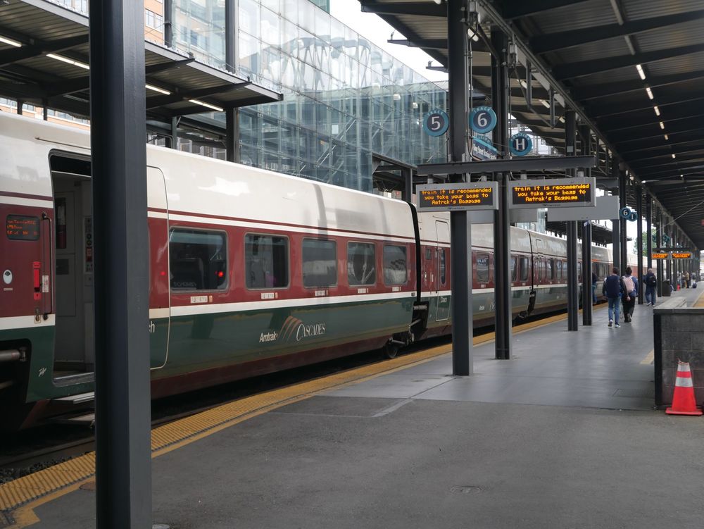 Amtrak Cascades Talgo trainset at King Street Station 