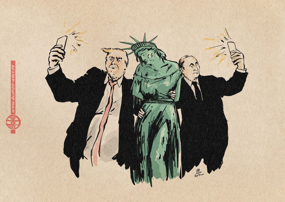 Illustration einer gefesselten und geschändeten Personifikation der Freiheit, der Freiheitsstatue zwischen Trump und Putin, die sie umgreifend an der Taille fassen und zufrieden mit ihren Handys Selfies von sich aufnehmen. 